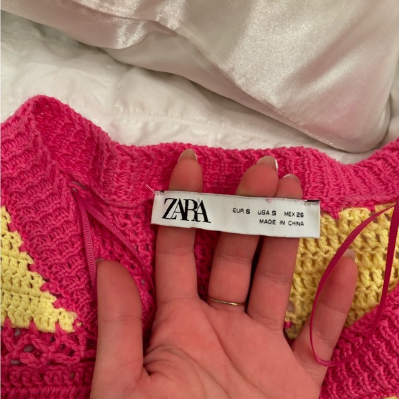 Fun pattern patch work cardigan - Picture 2 of 2